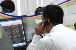 Ủy ban Chứng khoán bác bỏ tin đồn