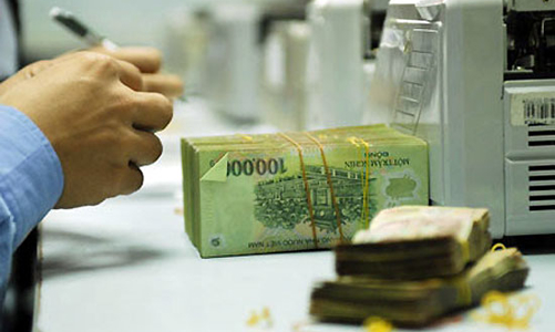 Lãi suất vẫn đang ưu tiên dòng vốn ngắn hạn