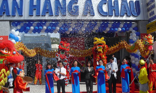 “Ông lớn” cũng ngán trần lãi suất