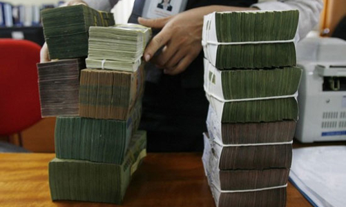 Áp trần lãi vay: Mới được một nửa…