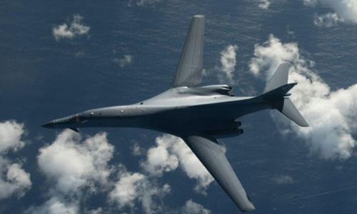 Mỹ điều máy bay ném bom sau vụ Triều Tiên thử tên lửa xuyên lục địa