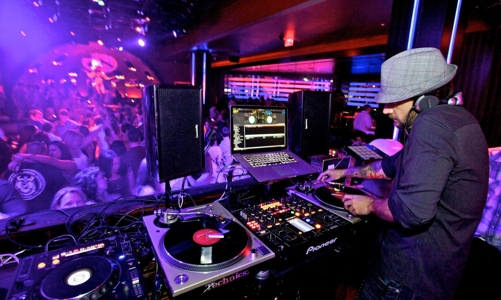 Thị trường du lịch Việt và phân khúc tỷ 