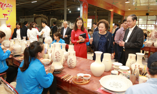 Gốm Chu Đậu trở thành điểm du lịch làng nghề của tỉnh Hải Dương