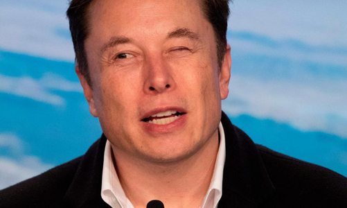 Lỗ hơn 8 tỷ USD trong 7 tháng vì đặt cược cổ phiếu Tesla sẽ mất giá