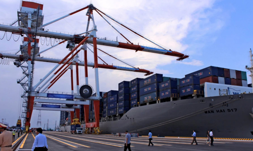 Thương chiến với Mỹ, Trung Quốc tăng mạnh xuất khẩu sang Đông Nam Á