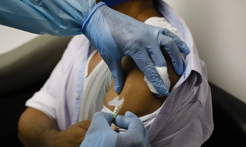 Hiệu quả 95%, vaccine Covid-19 của Pfizer có thể sắp được tiêm ở Mỹ