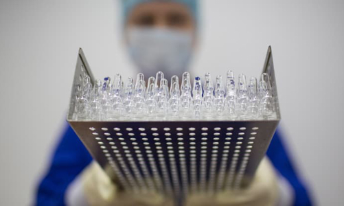 Nga tính sản xuất 1 tỷ liều vaccine Covid-19 “giá rẻ” trong năm 2021