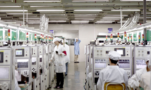 Bloomberg: Foxconn sẽ chuyển một phần sản xuất iPad, MacBook sang Việt Nam