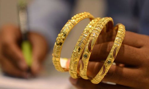 Vàng thế giới giằng co, USD tự do nhích nhẹ