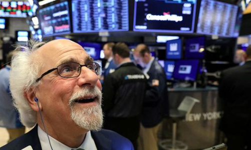 S&P 500 hoàn tất tháng 11 tăng kỷ lục trong lịch sử