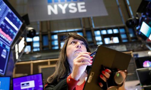 Cổ phiếu Tesla đưa Nasdaq lập kỷ lục mới