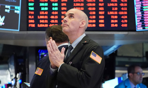 Chứng khoán Mỹ “phập phồng” vì số liệu việc làm, tin kích cầu