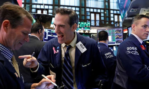 Chứng khoán Mỹ tăng mạnh, Nasdaq lập kỷ lục mới