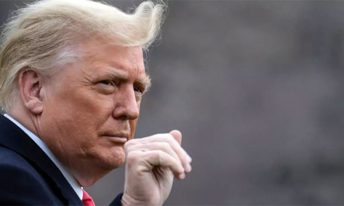 Ông Trump bất ngờ dọa không ký gói kích cầu gần 900 tỷ USD