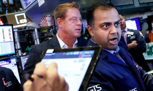 Chứng khoán Mỹ giảm điểm mạnh phiên đầu năm trước nỗi lo Covid-19