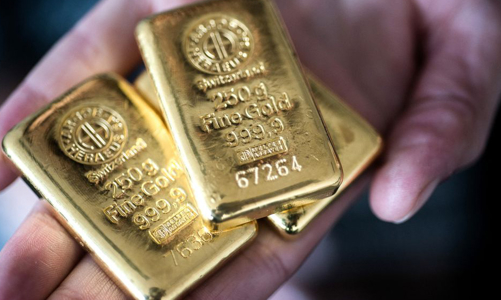 Chênh lệch giá vàng hẹp lại, USD tự do tiếp tục “nóng”