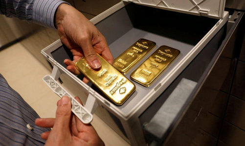 Giá vàng miếng “cố thủ”, USD tự do và ngân hàng cùng giảm