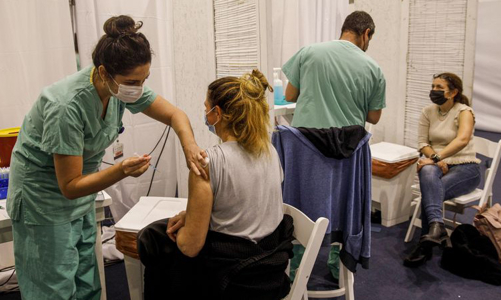 Hiệu quả vượt trội, vaccin Covid-19 của Pfizer có thể giúp chấm dứt đại dịch