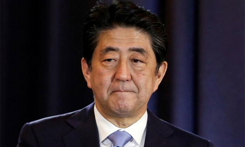 Shinzo Abe vẫn đối mặt dấu hỏi lớn về Abenomics