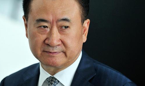 Tỷ phú giàu nhất Trung Quốc bán công viên, khách sạn để trả nợ