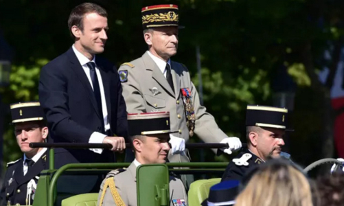 Mâu thuẫn với Tổng thống Macron, Tổng tư lệnh Pháp từ chức 