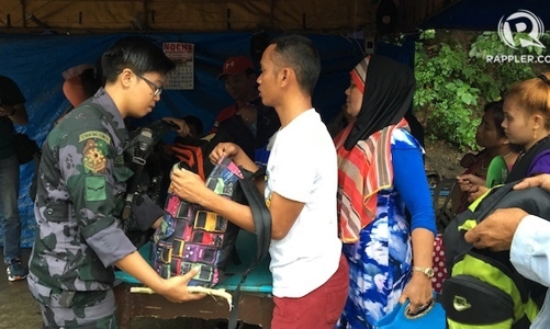 Hoảng loạn thoát khỏi thành phố bị IS chiếm tại Philippines