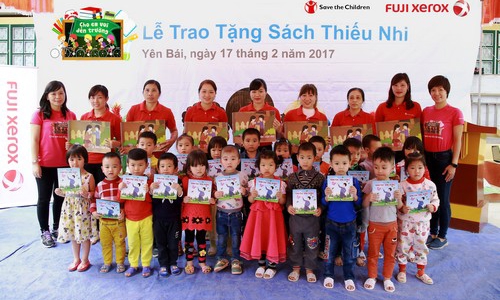 Fuji Xerox và dự án tặng sách “Vì thế hệ tương lai”