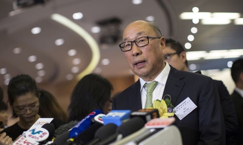 Sếp công ty thịt heo Hồng Kông được trả lương thưởng cao hơn CEO Apple, Tesla