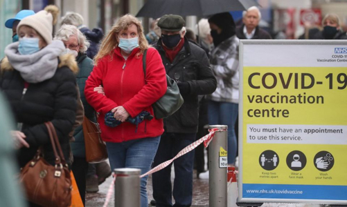 Quốc gia nào đang dẫn đầu về tỷ lệ tiêm chủng vaccine Covid-19?