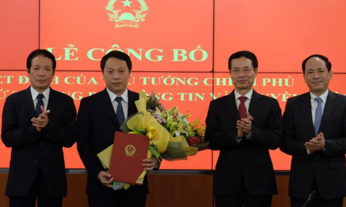 Bộ Thông tin và Truyền thông có Thứ trưởng 37 tuổi