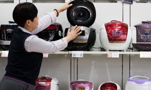 Chủ hãng nồi cơm điện Cuckoo thành tỷ phú USD