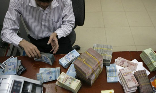 Tăng các lãi suất chủ chốt, tăng mạnh tỷ giá