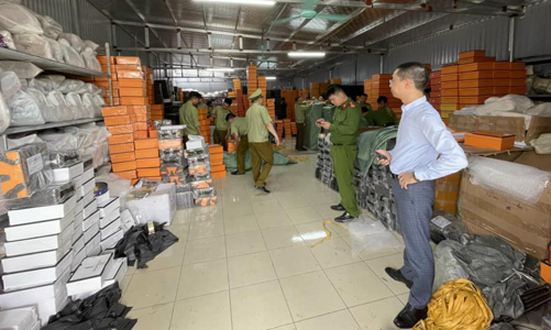 Kho hàng giả nhãn hiệu Hermès 