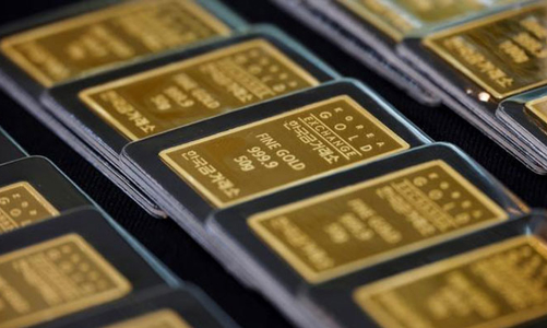 Vàng miếng tụt giá, USD tự do đi lên