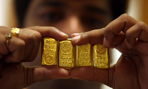 Vàng quốc tế bị bán tháo, giá trong nước về 55 triệu đồng/lượng