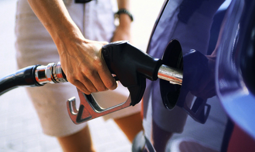 Chưa mơ giảm giá xăng dầu?