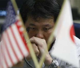 Kinh tế Nhật chính thức suy thoái 