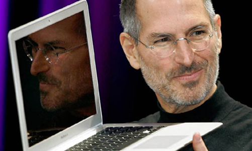 Steve Jobs bất ngờ từ chức CEO Apple