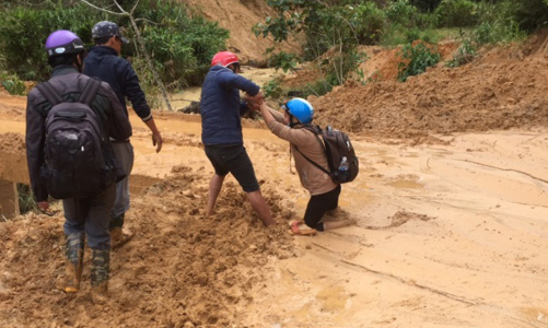 Hộ nghèo mua bảo hiểm xã hội tự nguyện 