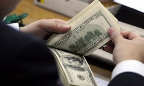 Kinh tế 24h qua: Viễn cảnh tăm tối của USD