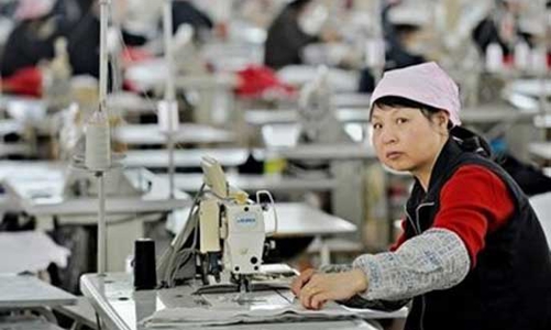 Thặng dư thương mại Trung Quốc lại bùng nổ