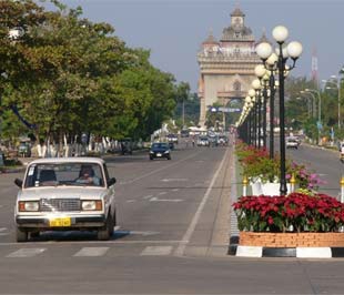 Việt Nam tiếp tục dẫn đầu về đầu tư nước ngoài vào Lào