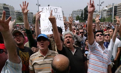 Bạo lực dâng cao tại Hy Lạp khi lo sợ lan rộng