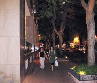 Khách sạn sụt giảm khách