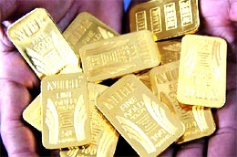 Sụt mạnh, giá vàng còn 27,9 triệu đồng/lượng