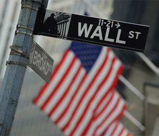 Phố Wall tăng điểm mạnh ngày GM phá sản