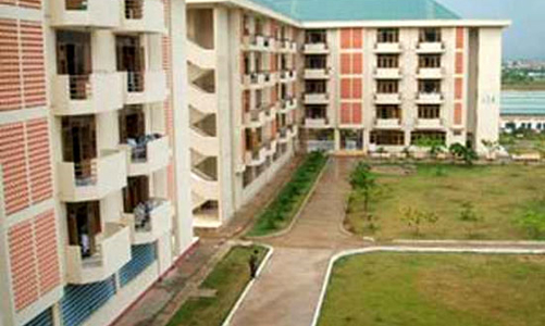 Di dời đại học ra ngoại ô: Tìm đâu ra đất “sạch”?