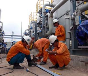 Lao động phổ thông nước ngoài đang vào Việt Nam