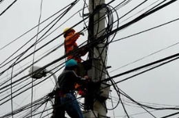 EVN tăng giá thuê cột điện, VNPT “cầu cứu”