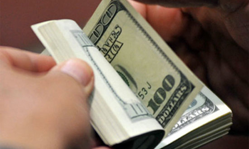 Vốn USD dồn vào ngân hàng tránh rủi ro?